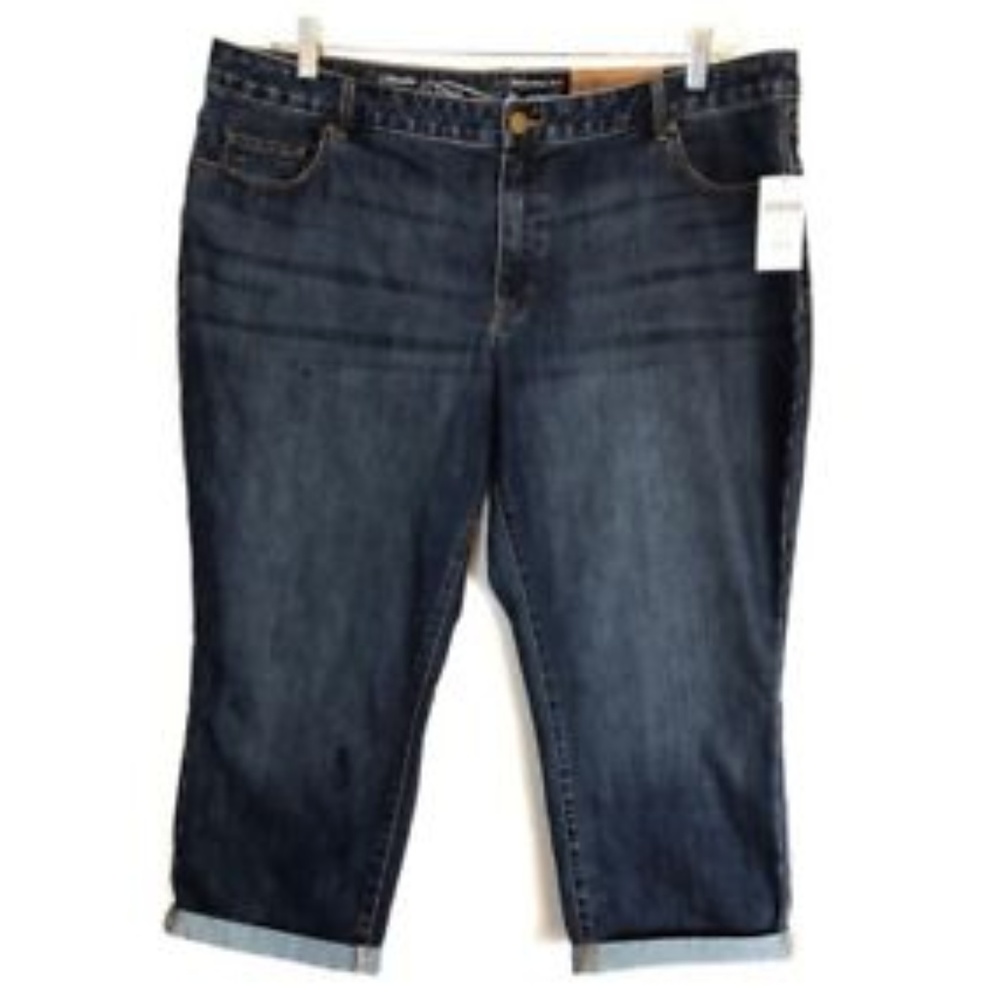 Coldwater Creek Cuffed Denim Shorts NWT Sz 20